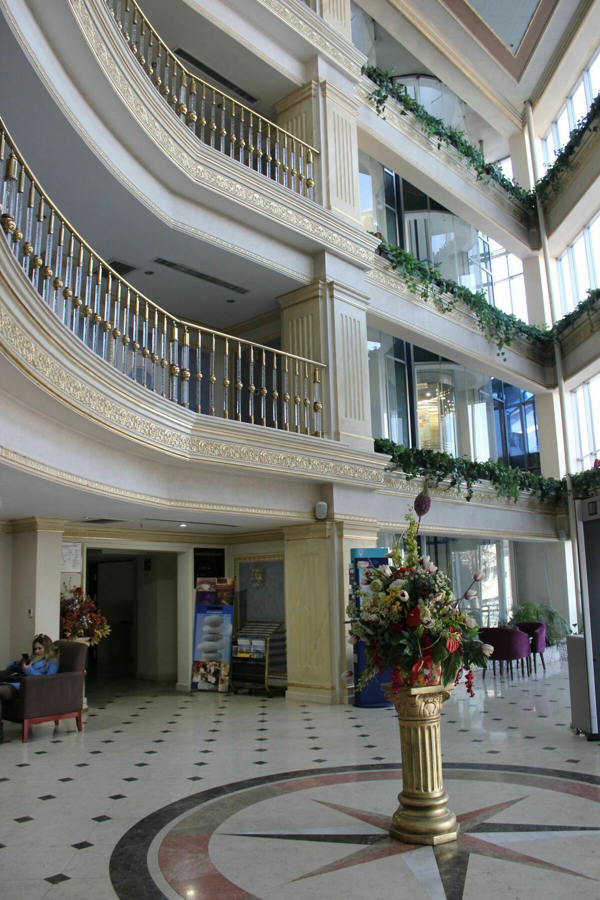Regardal Hotel Alma-Ata Buitenkant foto
